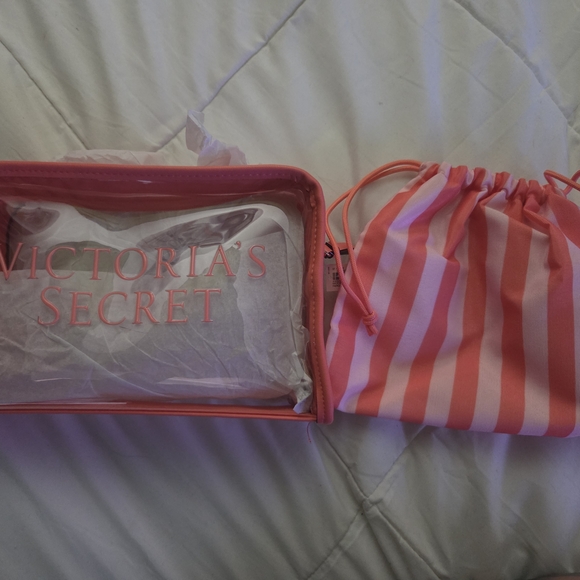 Victoria's Secret Pink Cosmetic Bag Set - Picture 1 of 2